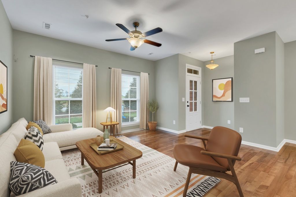 305 Dursley Pvt Ln, Spring Hill, TN 37174