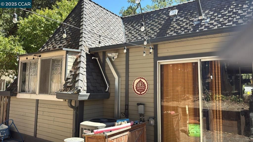 5630 Moraga Ave, Piedmont, CA 94611