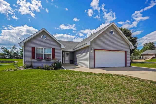 524 Parkview DRIVE, Johnson Creek, WI 53038
