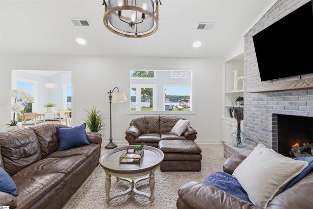 3299 Whitten Road, Waterloo, SC 29384