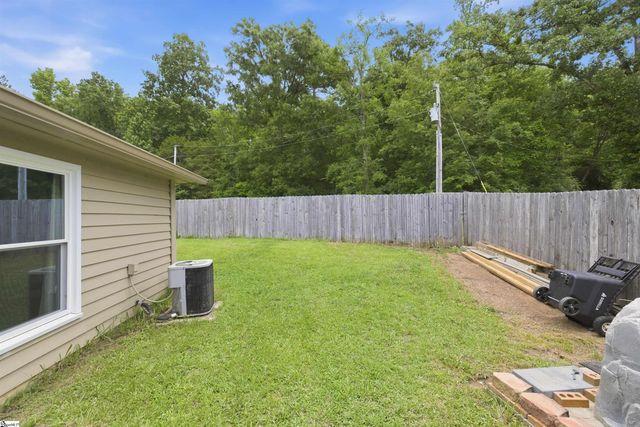 3299 Whitten Road, Waterloo, SC 29384