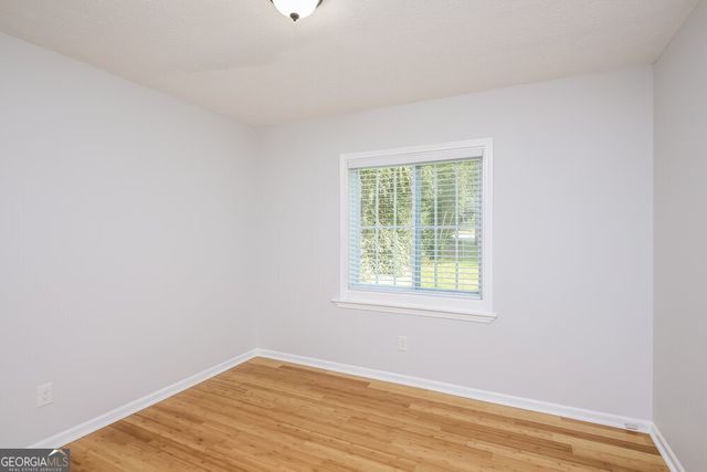 1890 Lamplighter Way, Snellville, GA 30078