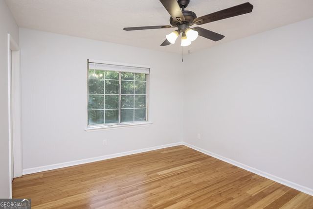 1890 Lamplighter Way, Snellville, GA 30078