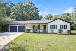 1890 Lamplighter Way, Snellville, GA 30078