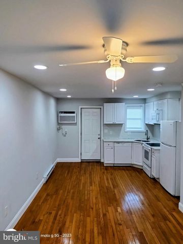 1224 CLOVER LN, Chester, PA 19013