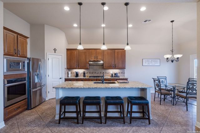 18323 Branson Falls, San Antonio, TX 78255