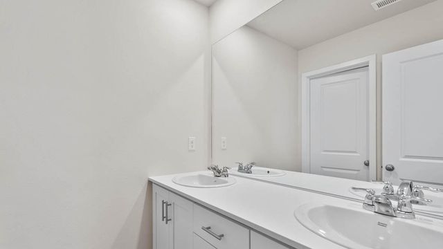 61187 Splendor Lane, Bend, OR 97702