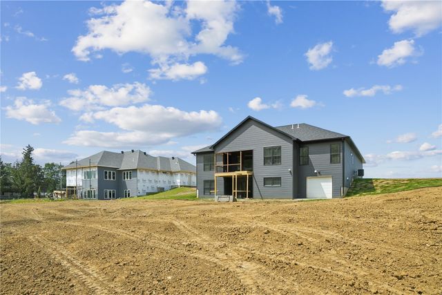 120 Howard Ave, Swisher, IA 52338