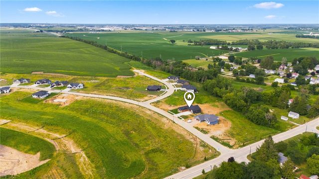 120 Howard Ave, Swisher, IA 52338