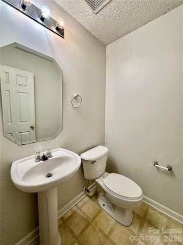 5787 Dove Point Drive SW, Concord, NC 28025