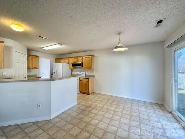 5787 Dove Point Drive SW, Concord, NC 28025