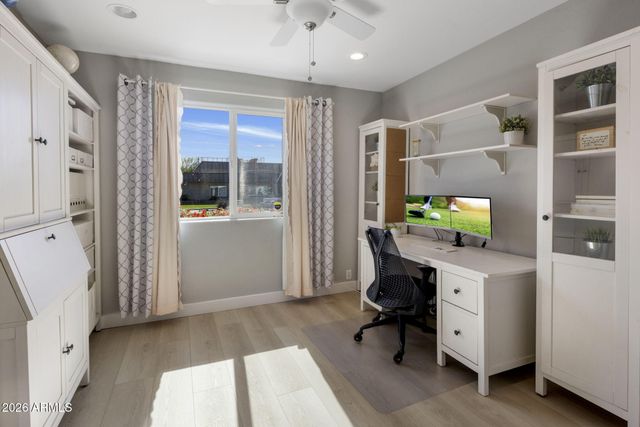 2020 E STATE Avenue, Phoenix, AZ 85020