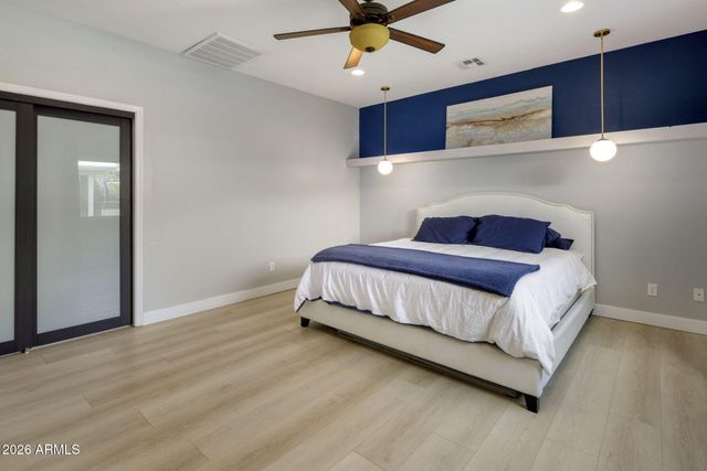 2020 E STATE Avenue, Phoenix, AZ 85020