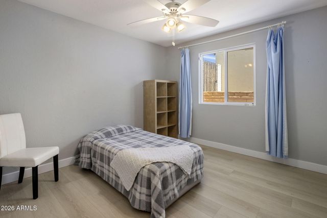 2020 E STATE Avenue, Phoenix, AZ 85020