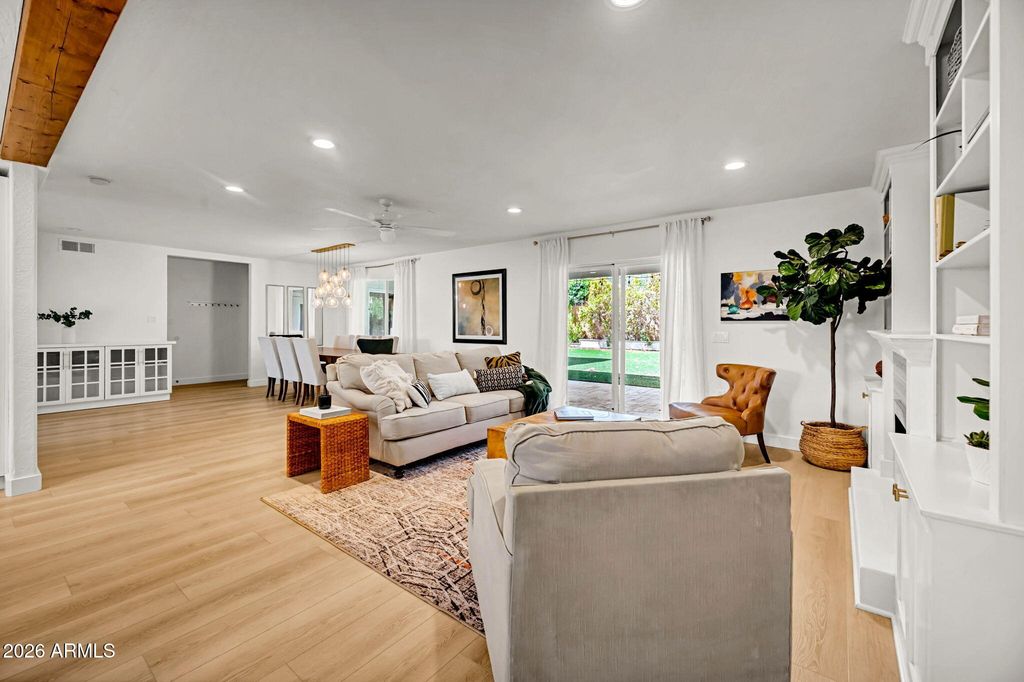2020 E STATE Avenue, Phoenix, AZ 85020 — photo 4