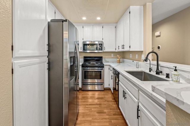 11356 Camino Playa Cancun 1, San Diego, CA 92124