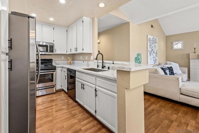 11356 Camino Playa Cancun 1, San Diego, CA 92124