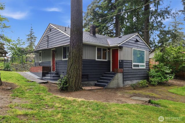 1027 S 124th Street, Seattle, WA 98168