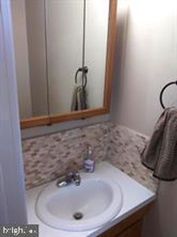 121 W 6TH AVE, Conshohocken, PA 19428