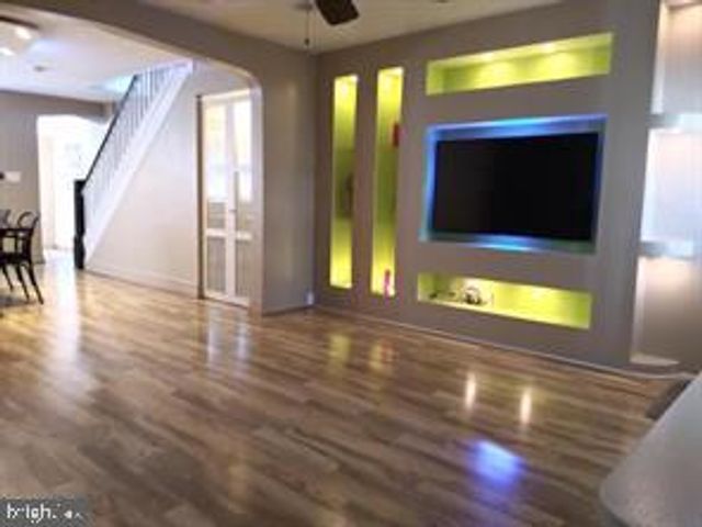 121 W 6TH AVE, Conshohocken, PA 19428