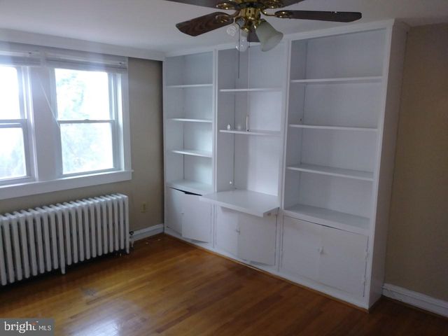 121 W 6TH AVE, Conshohocken, PA 19428
