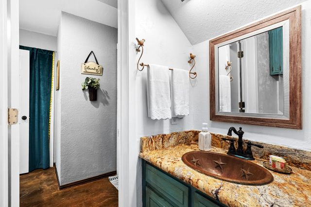1634 Land Fall Circle, Bartonville, TX 76226