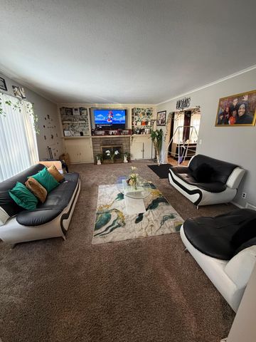 1101 11th Street S, Moorhead, MN 56560