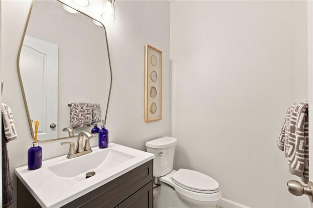 1248 Harris Commons Place, Roswell, GA 30076