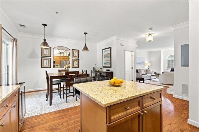 1248 Harris Commons Place, Roswell, GA 30076