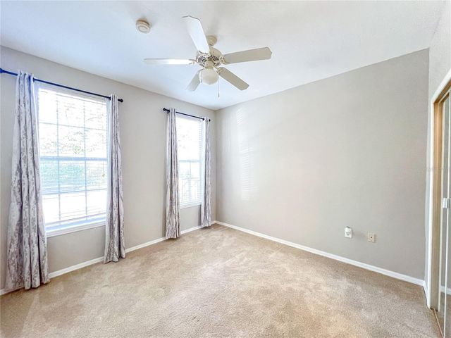 2211 NW 16TH TERRACE 2211, Gainesville, FL 32605