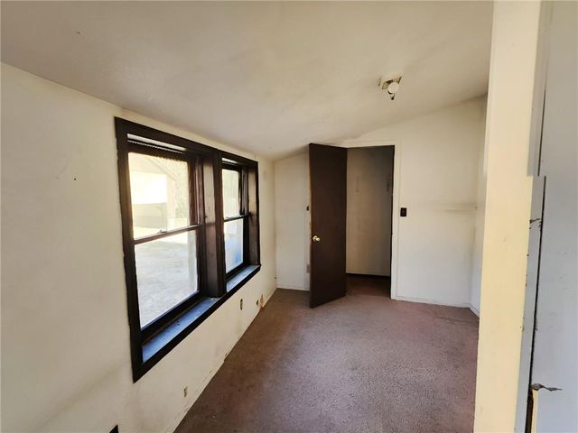 6320 Sloan Avenue, Kansas City, KS 66104