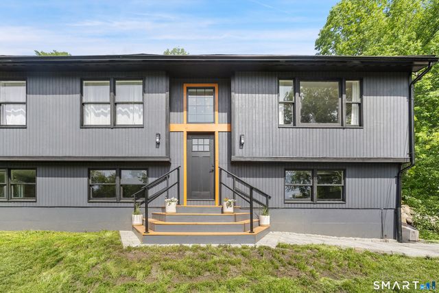 15 Morey Road, New Milford, CT 06776