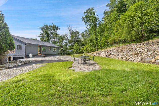 15 Morey Road, New Milford, CT 06776