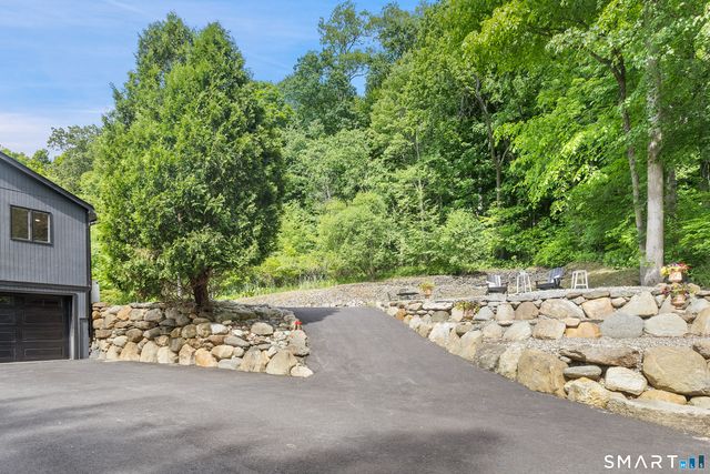 15 Morey Road, New Milford, CT 06776