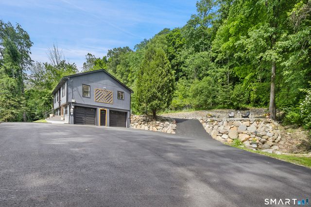 15 Morey Road, New Milford, CT 06776