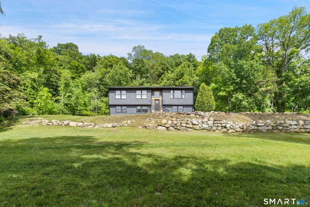 15 Morey Road, New Milford, CT 06776