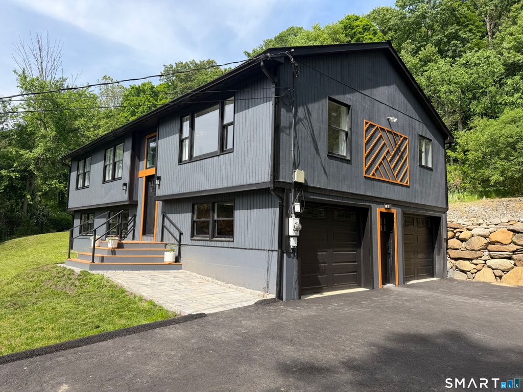 15 Morey Road, New Milford, CT 06776