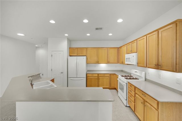 7608 Broadwing Drive, North Las Vegas, NV 89084