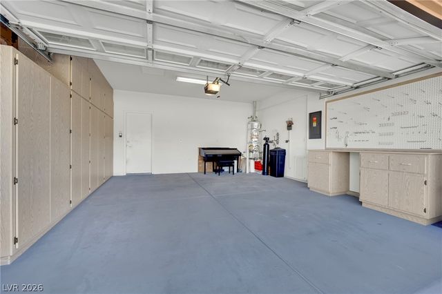 7608 Broadwing Drive, North Las Vegas, NV 89084