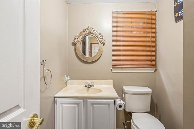 111 COBBLESTONE LN, Dover, DE 19904