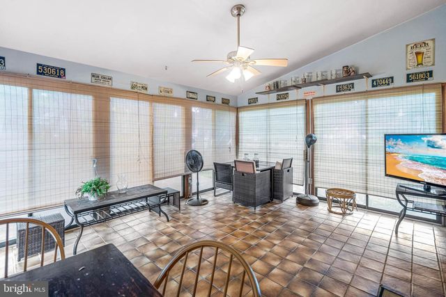 111 COBBLESTONE LN, Dover, DE 19904