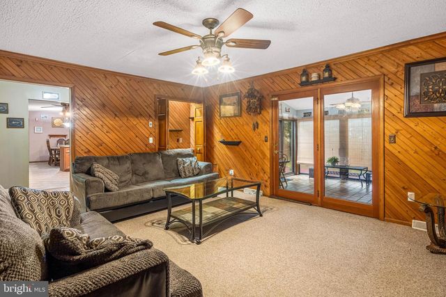 111 COBBLESTONE LN, Dover, DE 19904