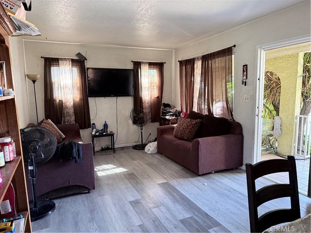 946 S Vancouver Avenue, East Los Angeles, CA 90022