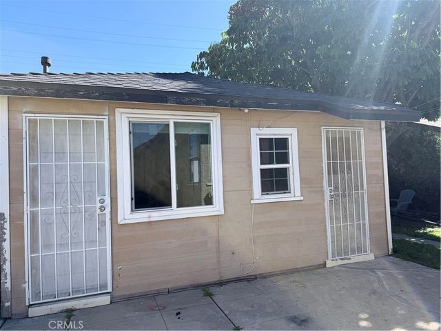 946 S Vancouver Avenue, East Los Angeles, CA 90022