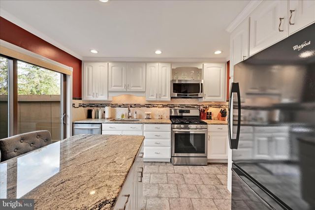 57 WOOD CIR, Reading, PA 19607