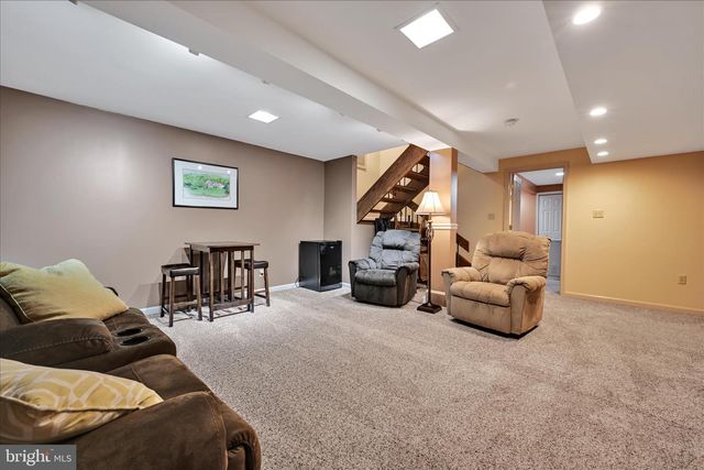 57 WOOD CIR, Reading, PA 19607