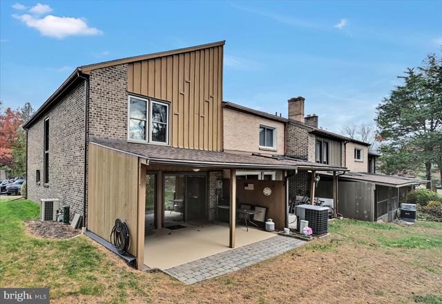 57 WOOD CIR, Reading, PA 19607