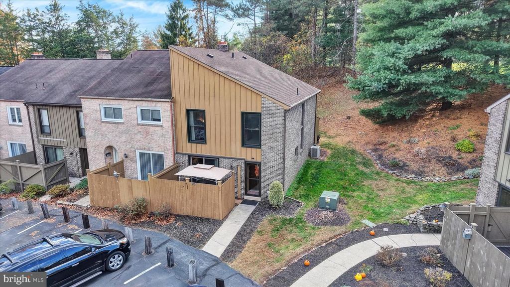 57 WOOD CIR, Reading, PA 19607