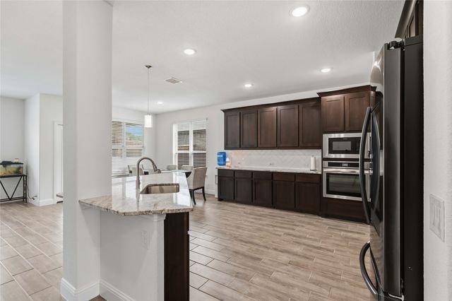 9121 Desert Flora Drive, Fort Worth, TX 76131