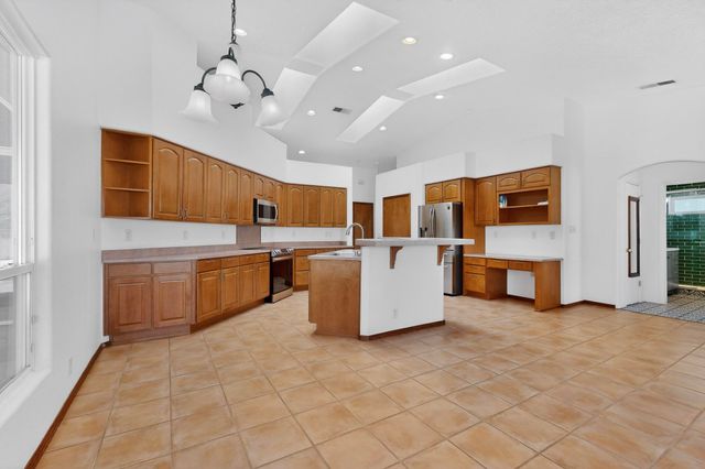 9507 Corona Avenue NE, Albuquerque, NM 87122